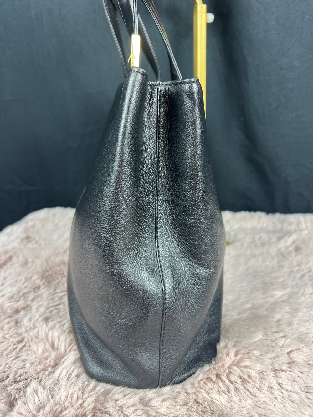 Burberry Vintage Black Leather Tote Classic Check Lining COA EUC - Picture 3 of 11